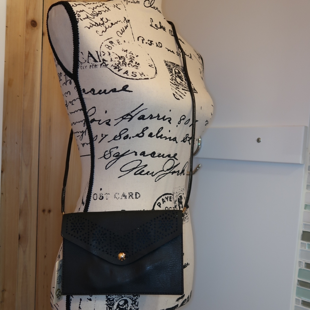 Vegan Leather Eyelet Crossbody Purse - Picture 2 of 8